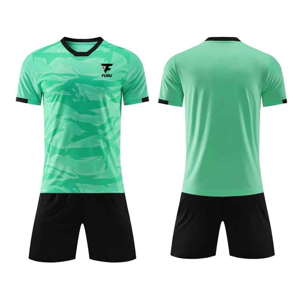 Men Custom Latest Design Soccer Uniform Set Lightweight Plain Color Soccer Uniform For Sale